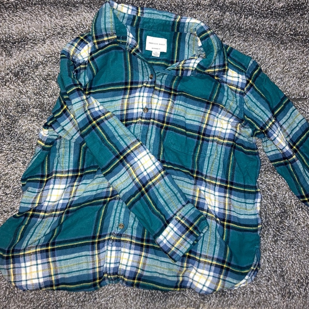 American Eagle Plaid Long sleeve